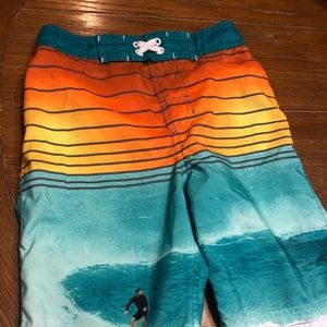 Cat & Jack Swim trunks size Med (8/10)